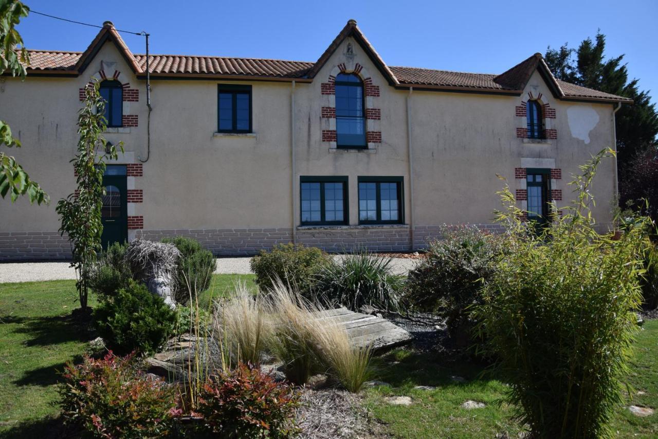 A La Haute Bouillere Bed and Breakfast Chavagnes-les-Redoux Exterior foto